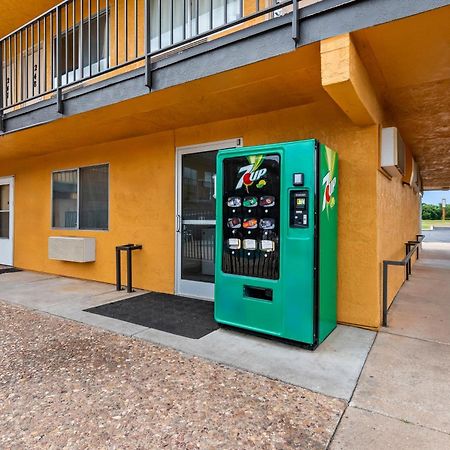 Americas Best Value Inn Stillwater Bagian luar foto