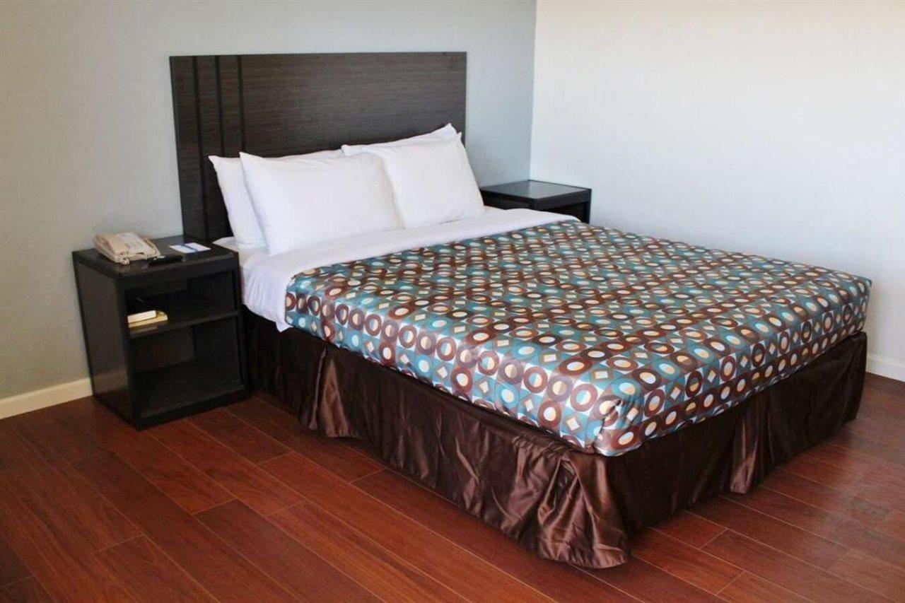 Americas Best Value Inn Stillwater Bagian luar foto